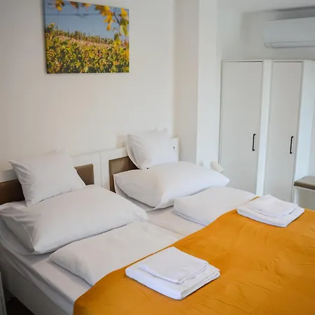 Apartamento Képes